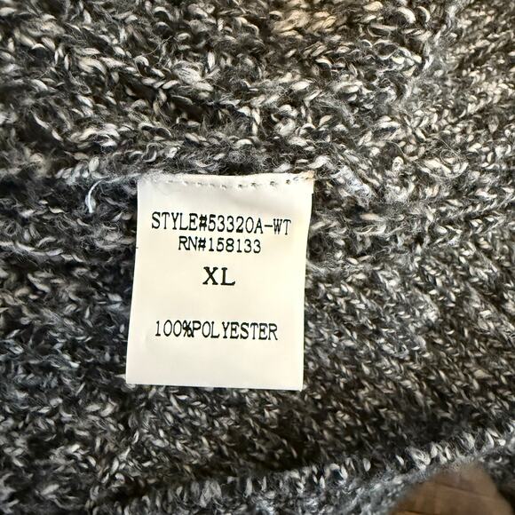 NWOT Staccato Knit Black and White Heathered Pullover Sweater - Picture 6 of 6